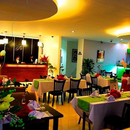 El Bajada Hotel Davao Bagian luar foto